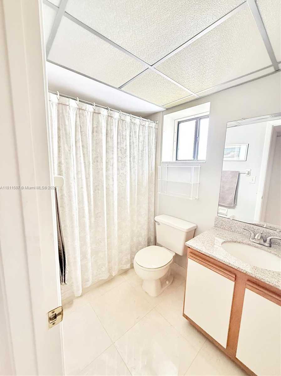 Small Image of 1470 SHERIDAN ST #18C, Hollywood Number 20