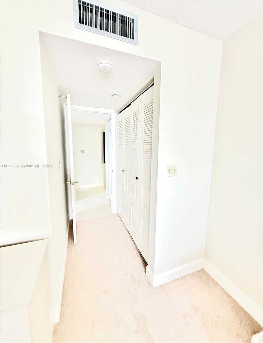 Small Image of 1470 SHERIDAN ST #18C, Hollywood Number 29