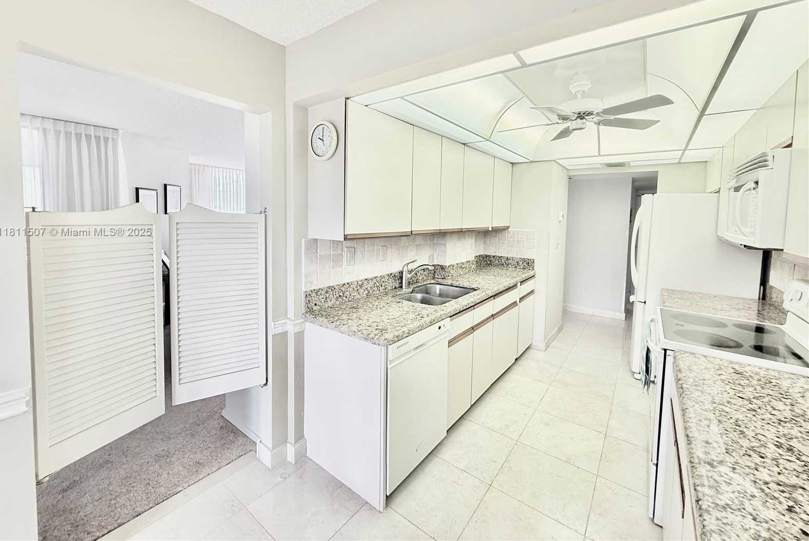 Small Image of 1470 SHERIDAN ST #18C, Hollywood Number 34