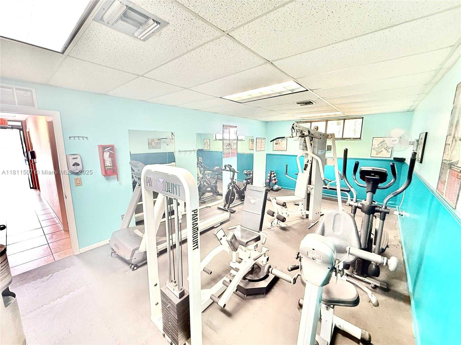 Small Image of 1470 SHERIDAN ST #18C, Hollywood Number 44