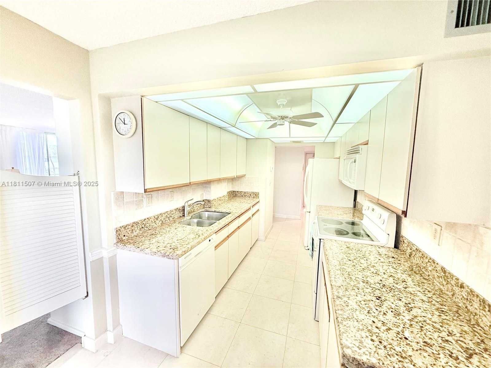 Small Image of 1470 SHERIDAN ST #18C, Hollywood Number 73