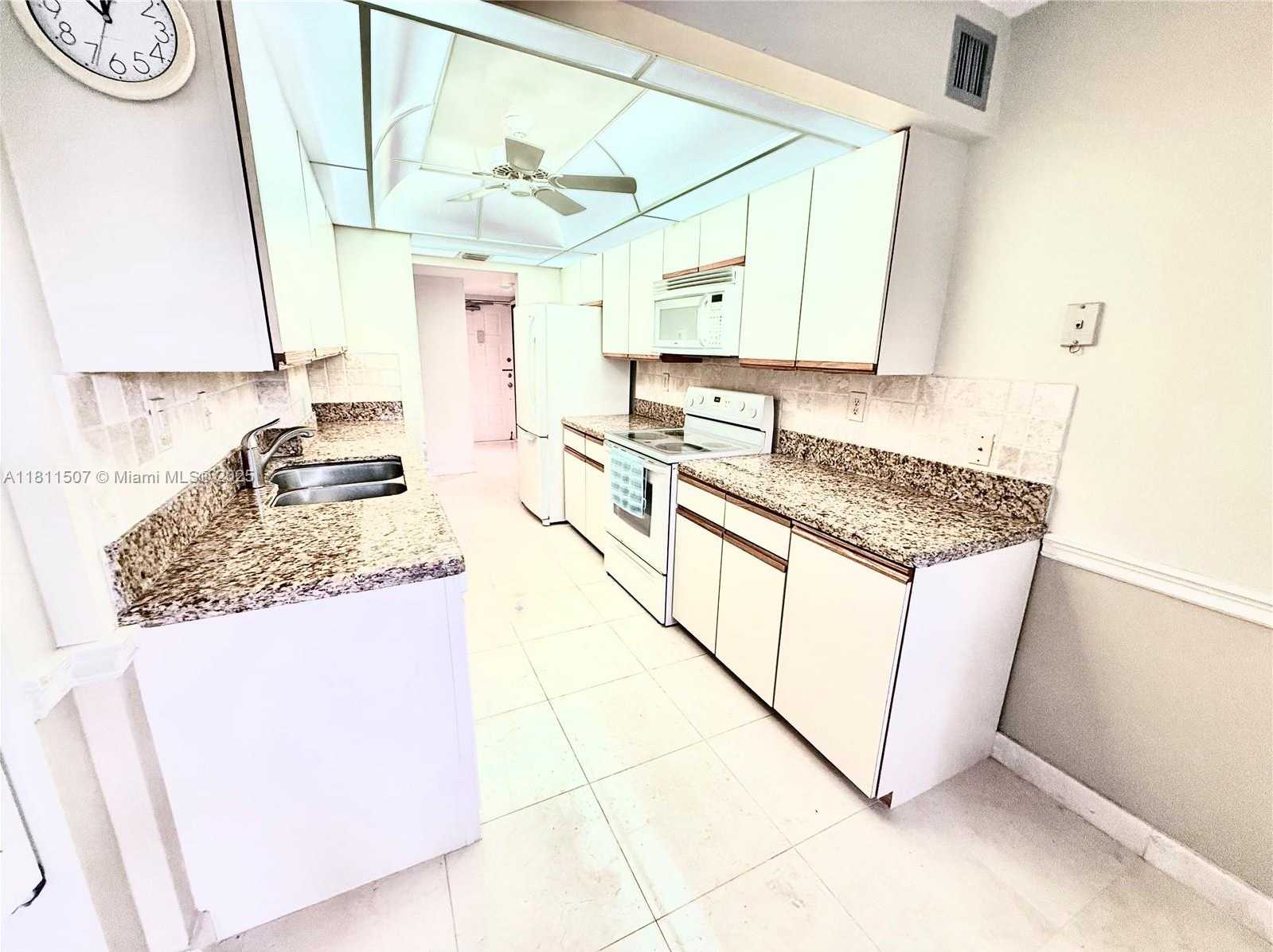 Small Image of 1470 SHERIDAN ST #18C, Hollywood Number 74