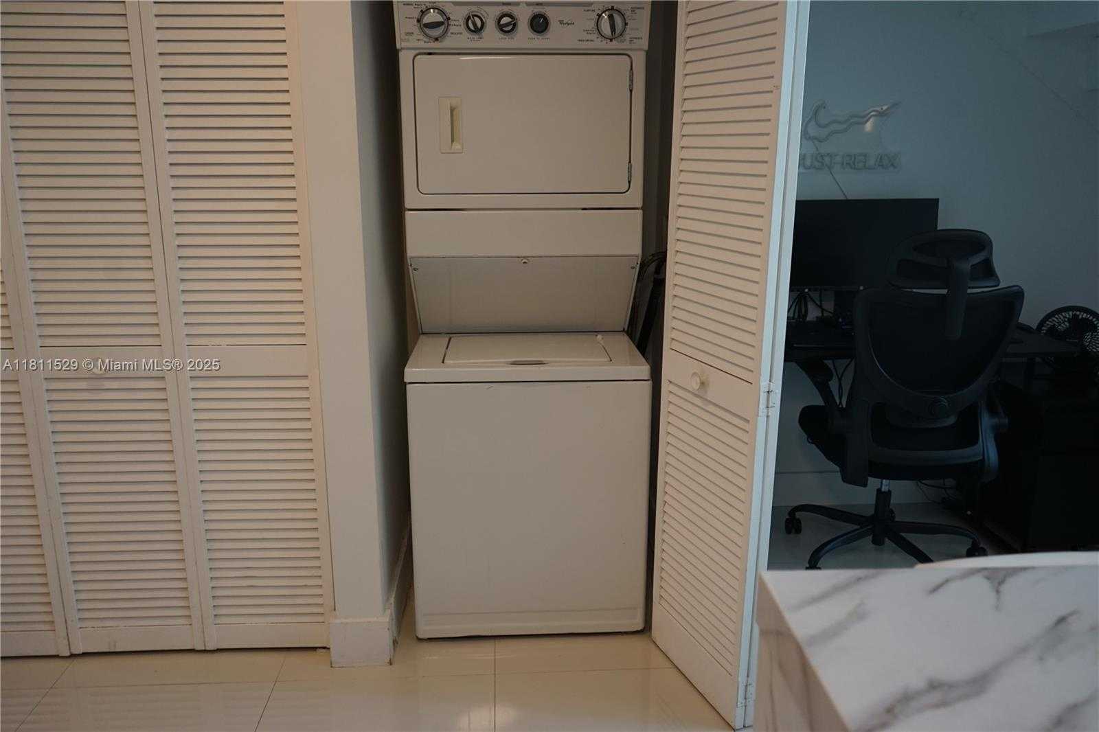 Small Image of 244 BISCAYNE BLVD #644, Miami Number 26