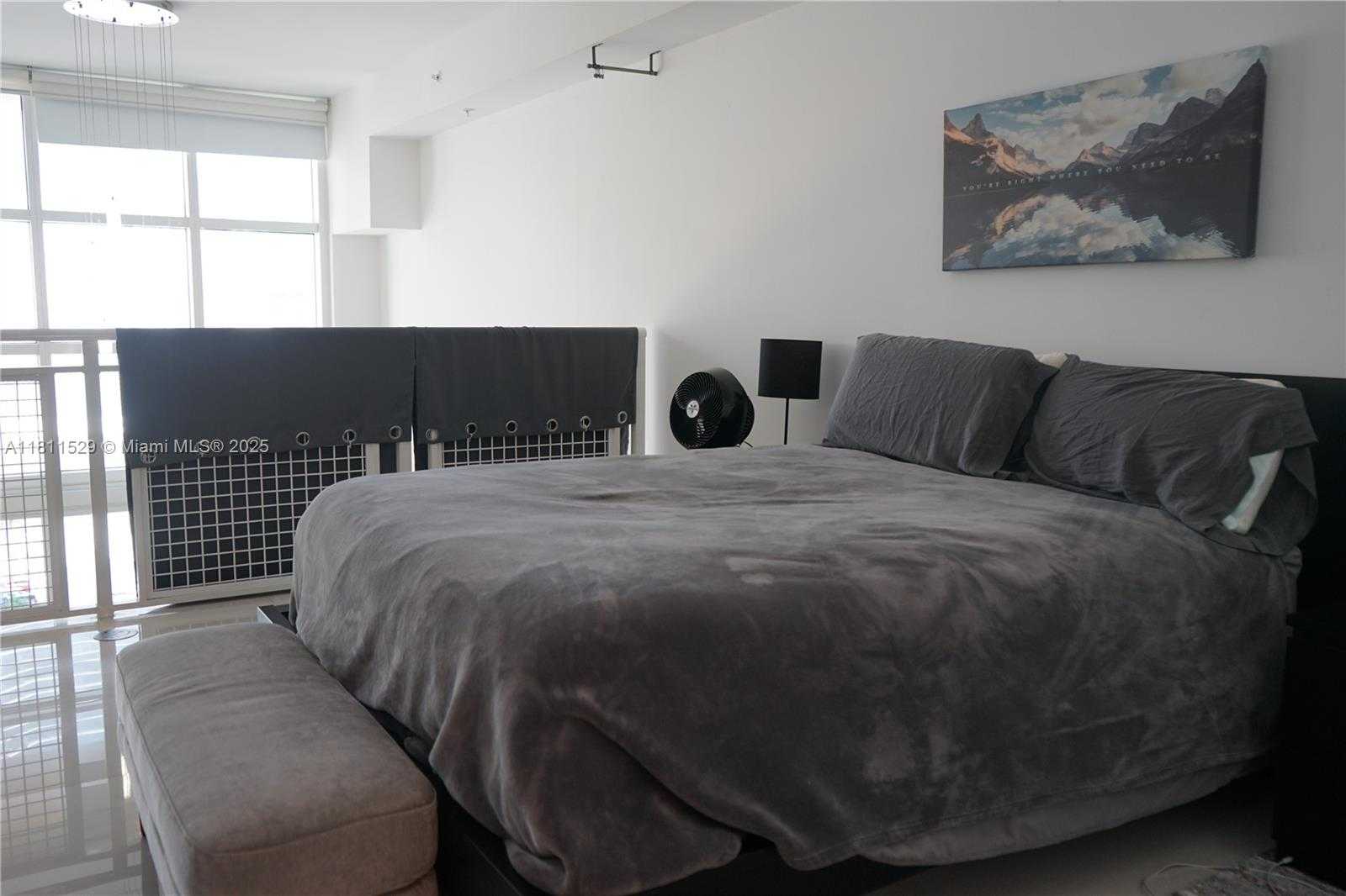 Small Image of 244 BISCAYNE BLVD #644, Miami Number 33