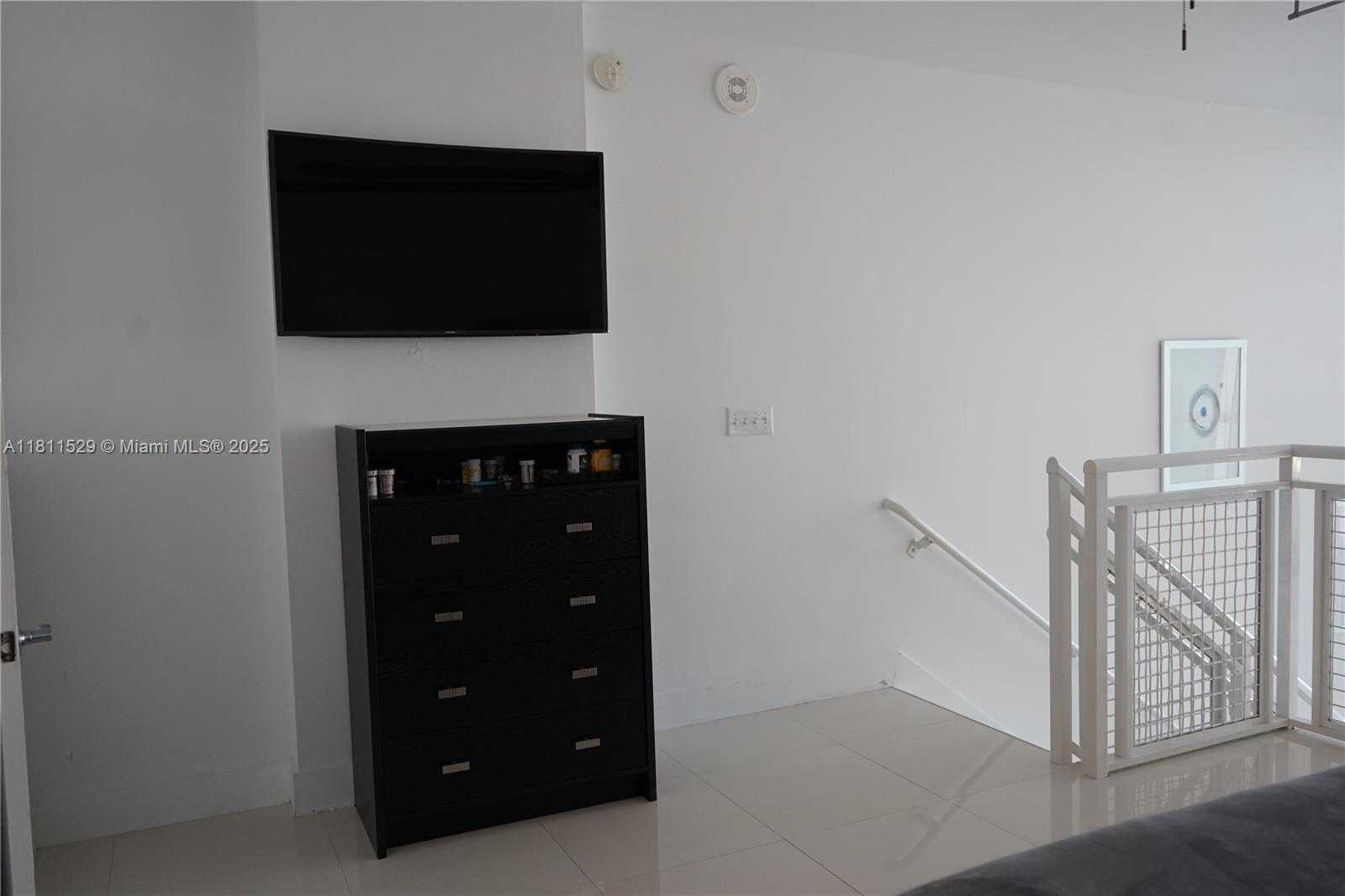 Small Image of 244 BISCAYNE BLVD #644, Miami Number 34