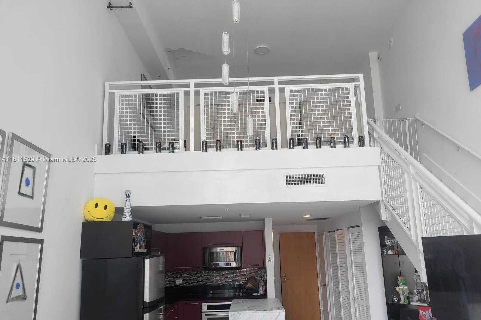 Imagen de Pequeño Objeto