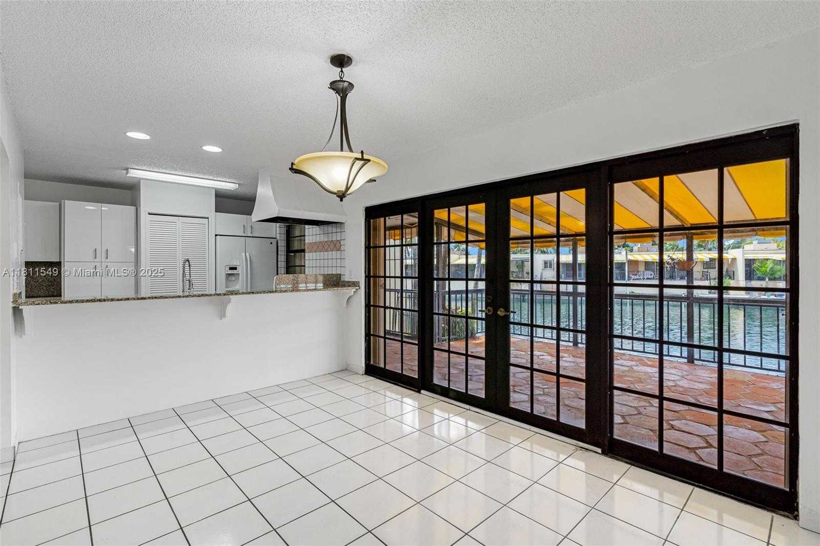 Small Image of 7003 CROWN GATE CT, Miami Lakes Number 13