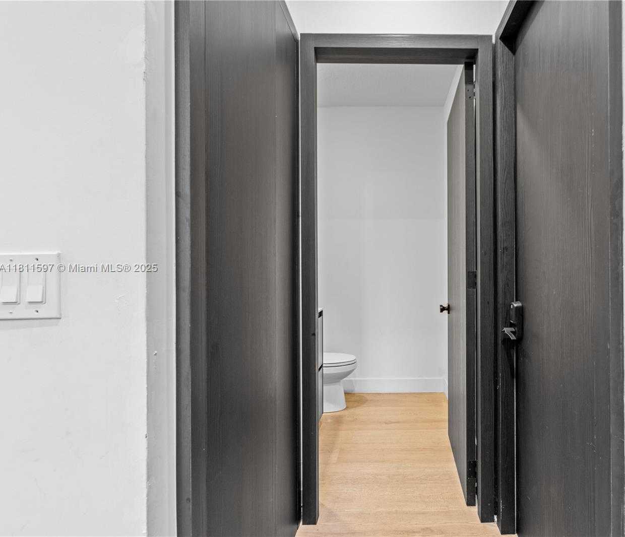 Small Image of 8338 NORTH WEST 45TH ST, Doral Number 11