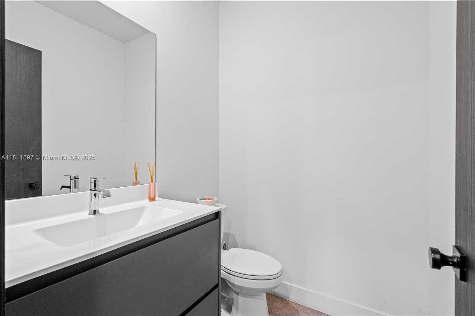 Small Image of 8338 NORTH WEST 45TH ST, Doral Number 12