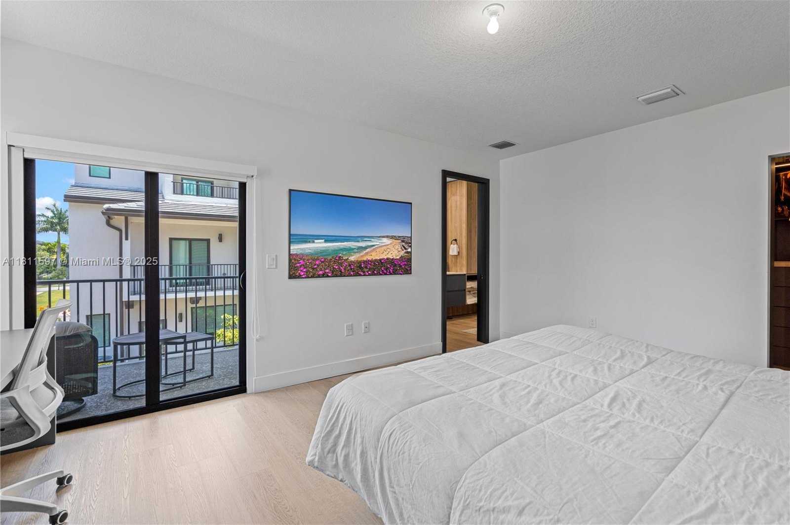 Small Image of 8338 NORTH WEST 45TH ST, Doral Number 16