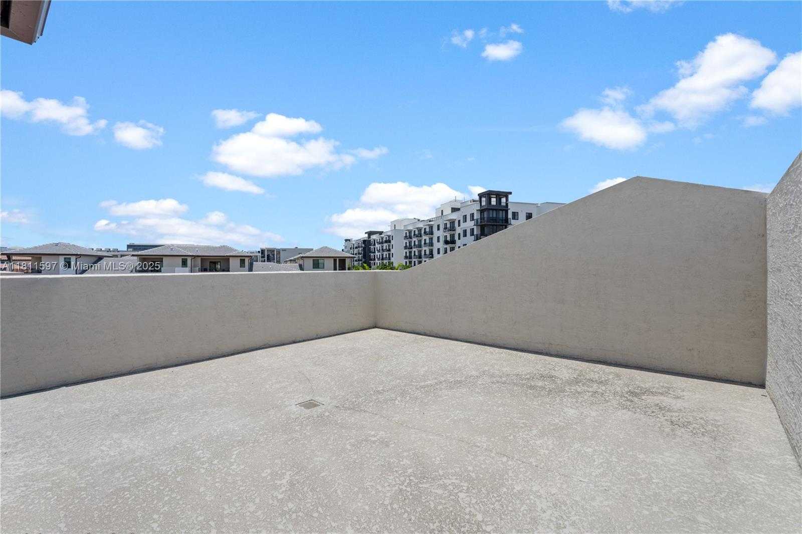 Small Image of 8338 NORTH WEST 45TH ST, Doral Number 26