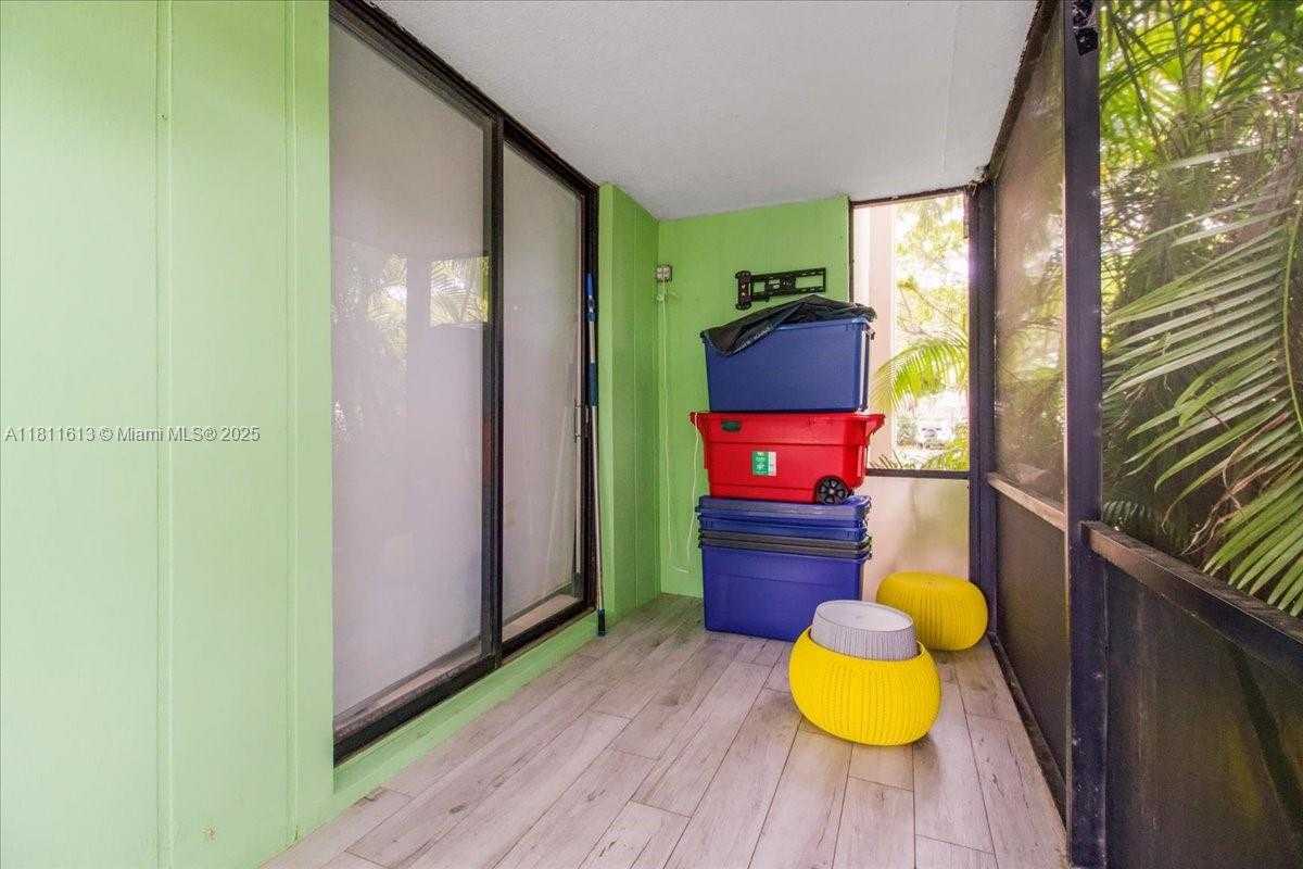 Small Image of 661 NORTH EAST 195TH ST #105, Miami Number 37
