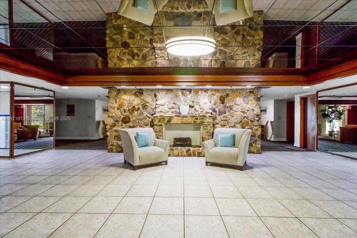 Small Image of 661 NORTH EAST 195TH ST #105, Miami Number 40