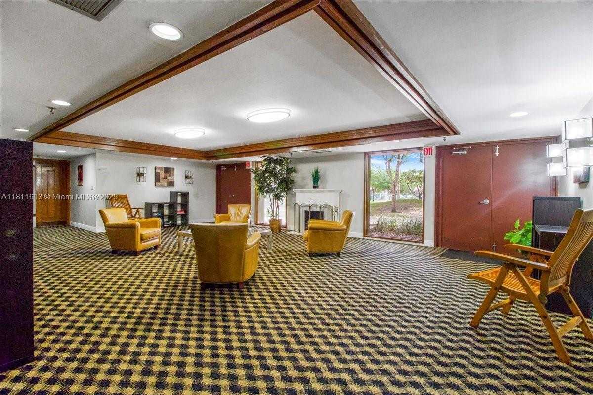 Small Image of 661 NORTH EAST 195TH ST #105, Miami Number 41