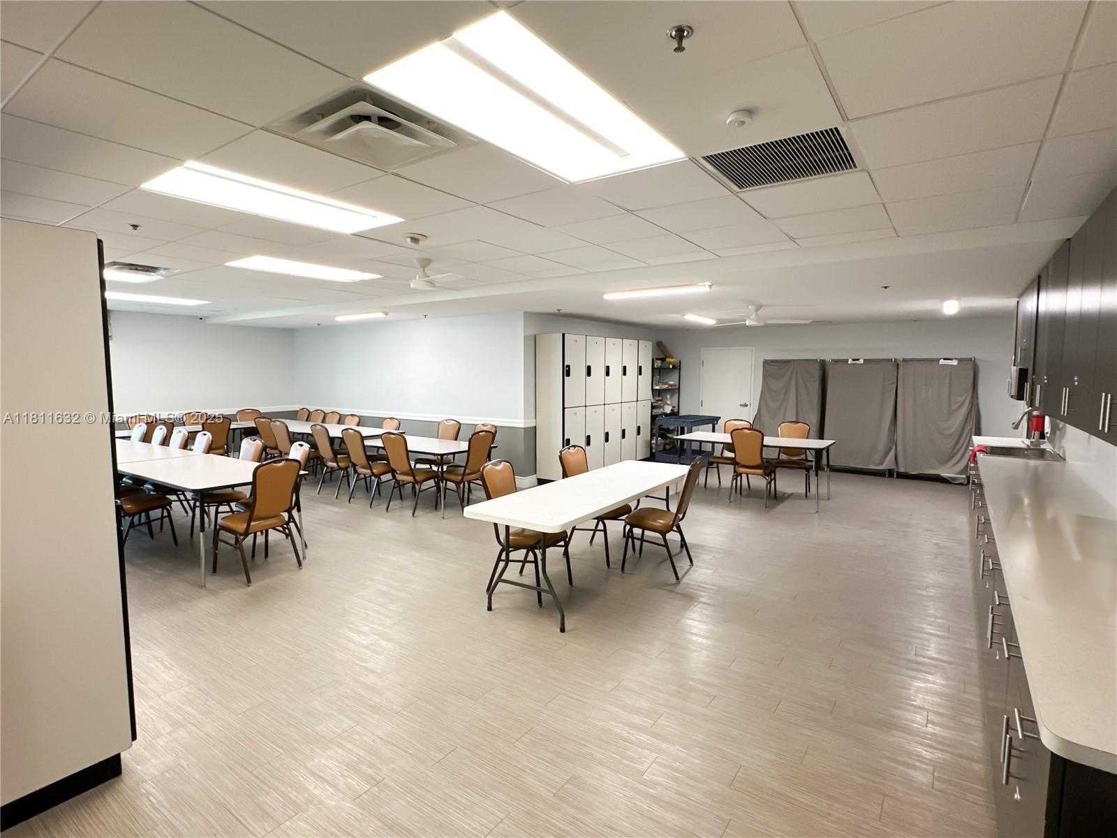 Small Image of 5154 FLORIA DR #O, Boynton Beach Number 32