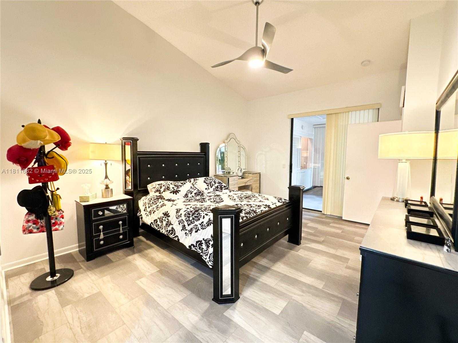 Small Image of 5154 FLORIA DR #O, Boynton Beach Number 8