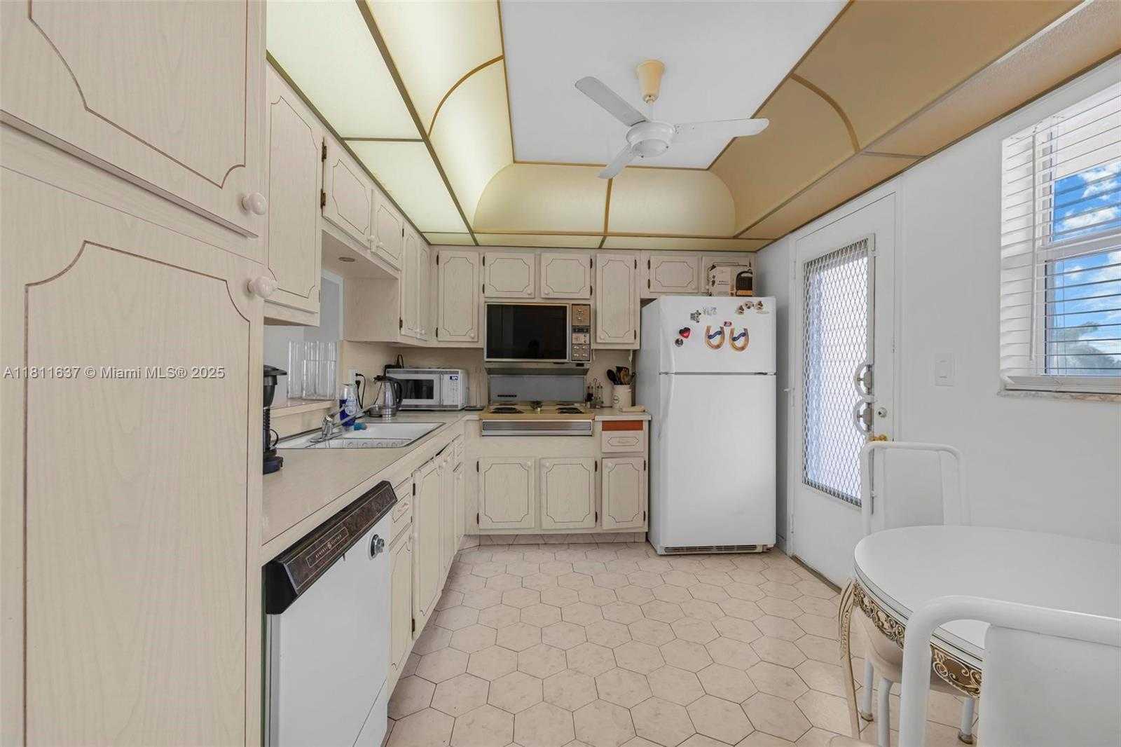 Small Image of 500 NORTH EAST 12TH AVE #407, Hallandale Beach Number 11