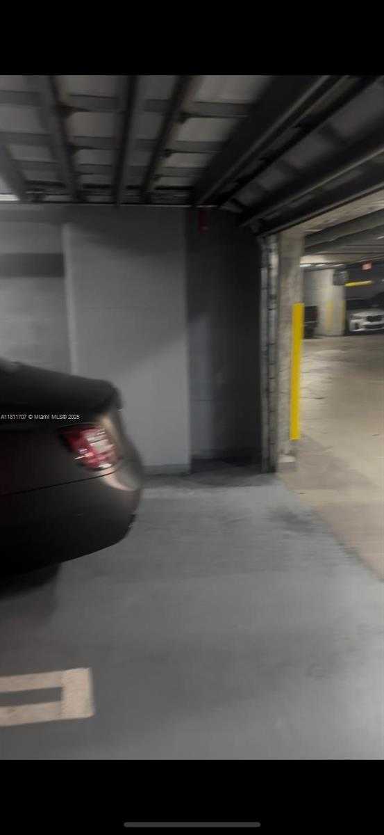 Small Image of 1010 BRICKELL AVE #1501, Miami Number 20