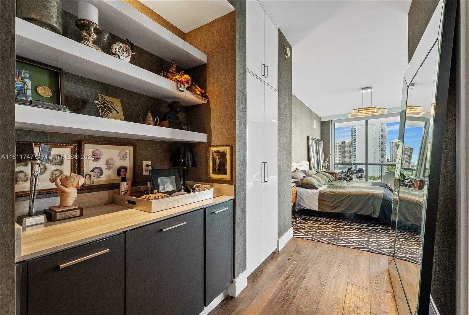 Small Image of 3300 NORTH EAST 188TH ST #909, Aventura Number 15