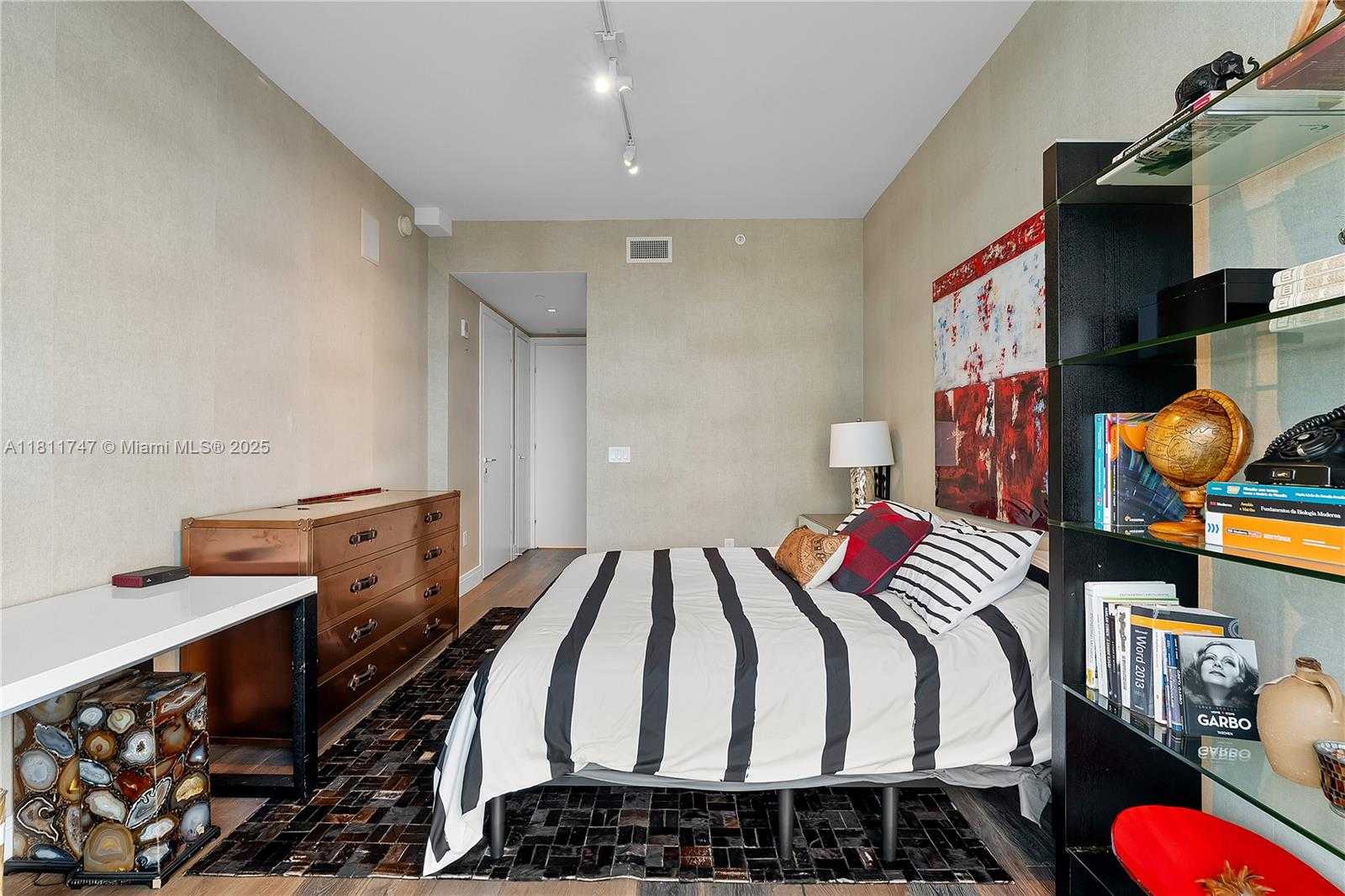 Small Image of 3300 NORTH EAST 188TH ST #909, Aventura Number 21