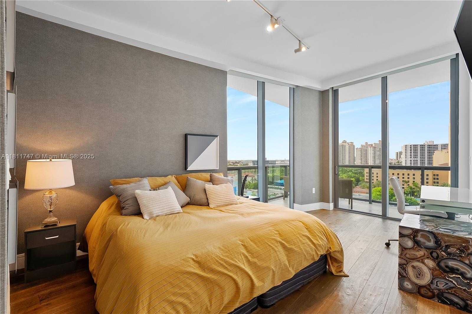 Small Image of 3300 NORTH EAST 188TH ST #909, Aventura Number 22