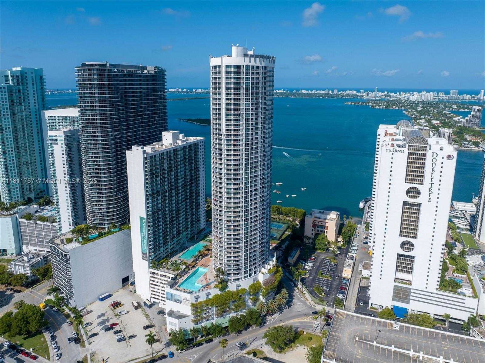 Small Image of 1750 NORTH BAYSHORE DR #1407, Miami Number 2