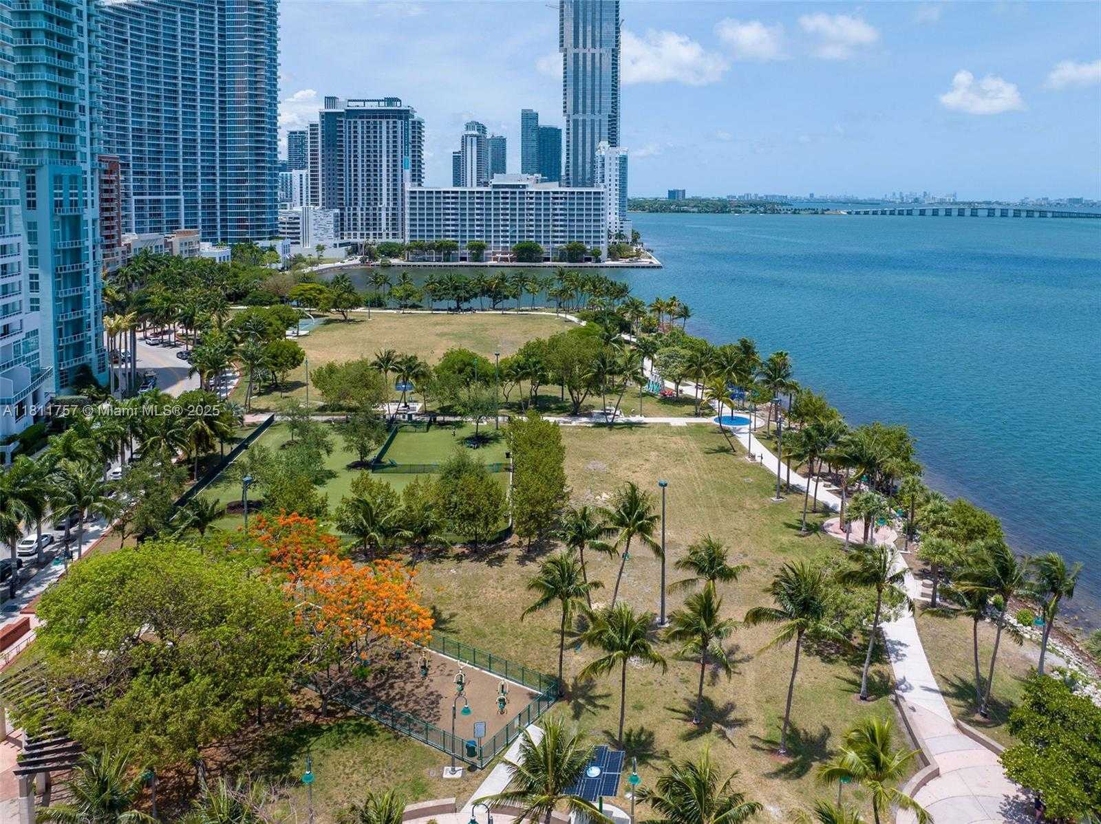 Small Image of 1750 NORTH BAYSHORE DR #1407, Miami Number 23