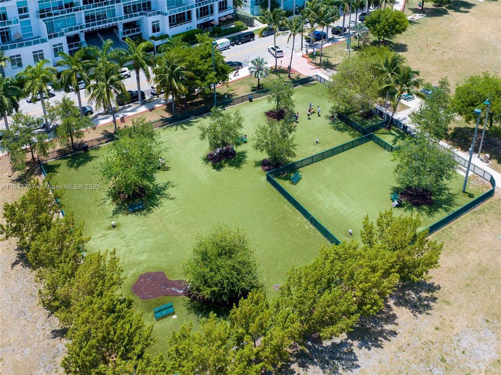 Small Image of 1750 NORTH BAYSHORE DR #1407, Miami Number 24
