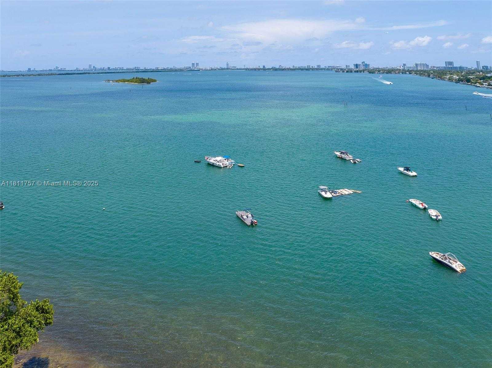 Small Image of 1750 NORTH BAYSHORE DR #1407, Miami Number 30
