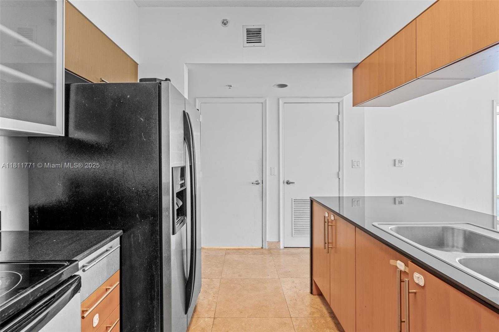Small Image of 1750 NORTH BAYSHORE DR #2809, Miami Number 14