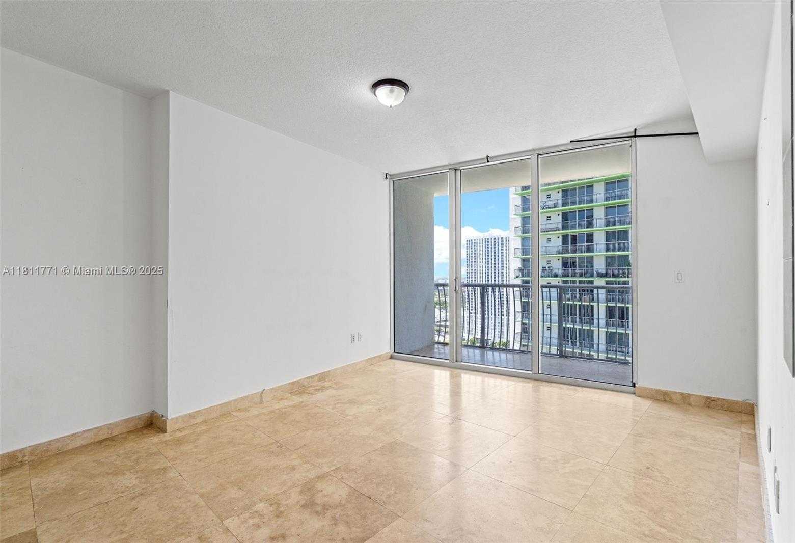 Small Image of 1750 NORTH BAYSHORE DR #2809, Miami Number 15