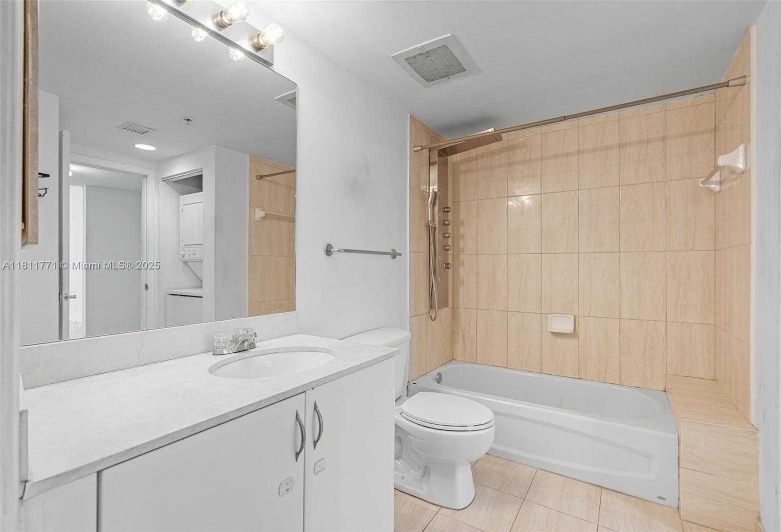 Small Image of 1750 NORTH BAYSHORE DR #2809, Miami Number 21