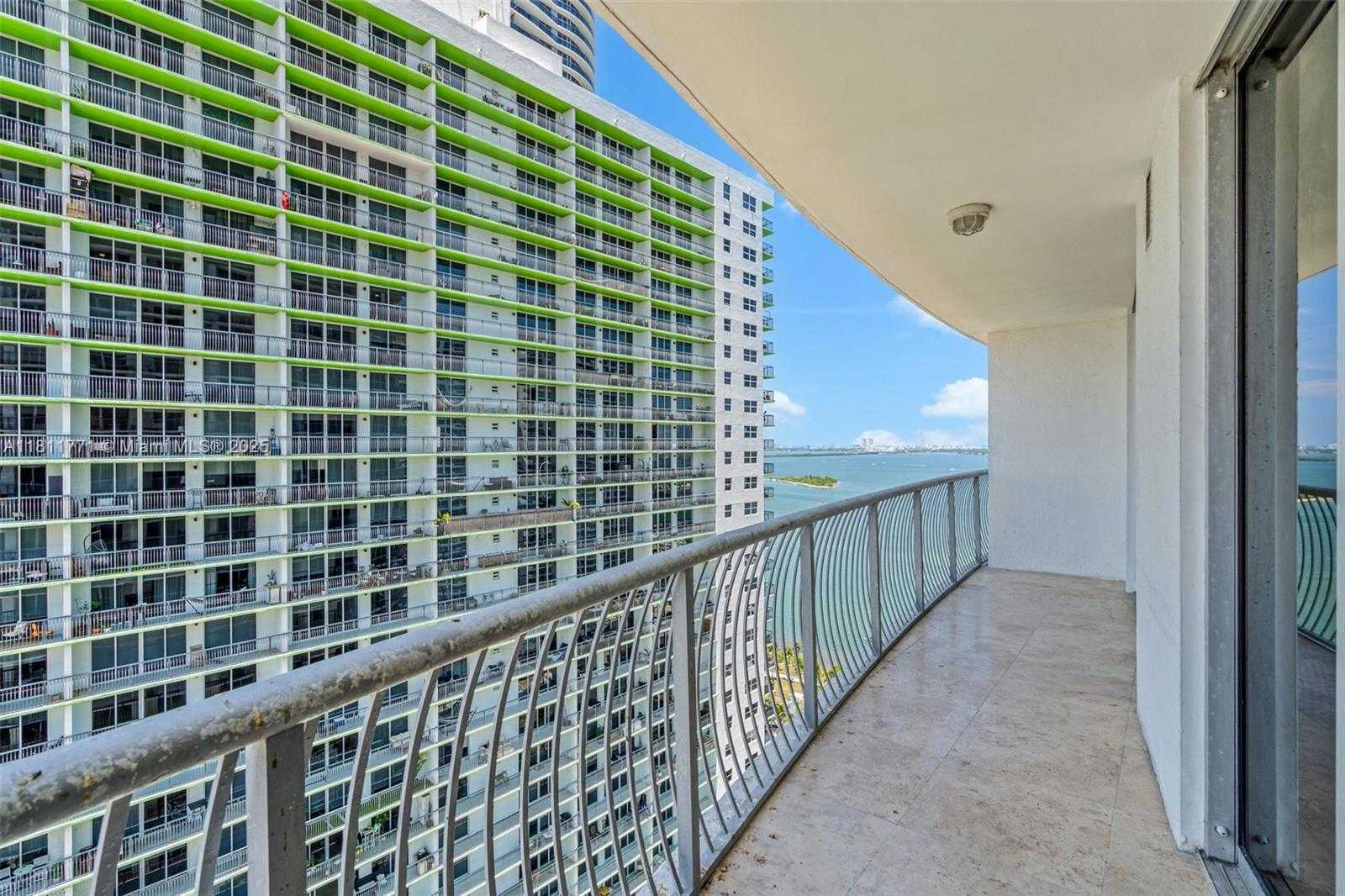 Small Image of 1750 NORTH BAYSHORE DR #2809, Miami Number 23
