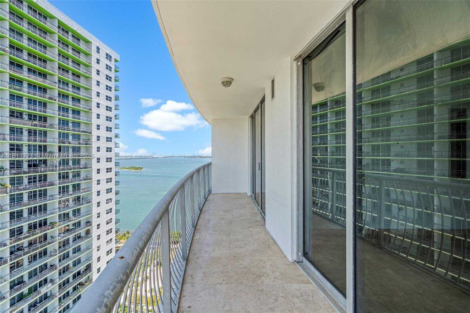 Small Image of 1750 NORTH BAYSHORE DR #2809, Miami Number 24