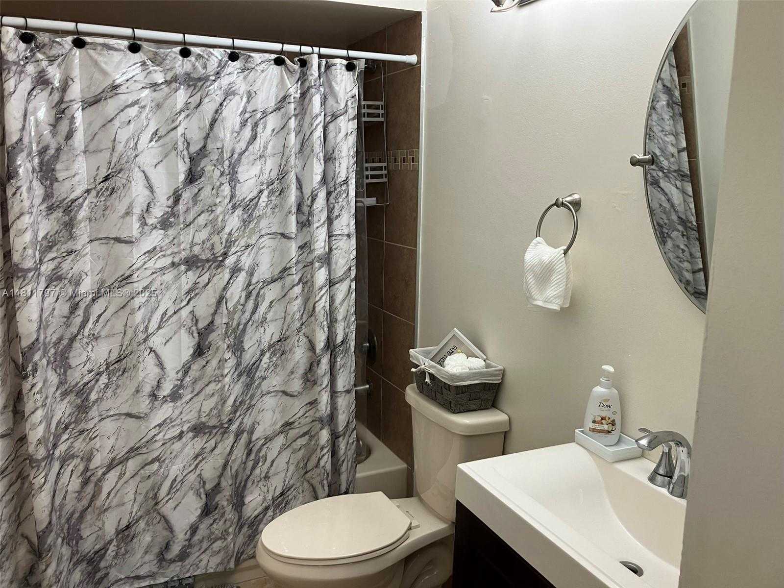 Small Image of 9059 SOUTH WEST 133RD CT #E, Miami Number 17