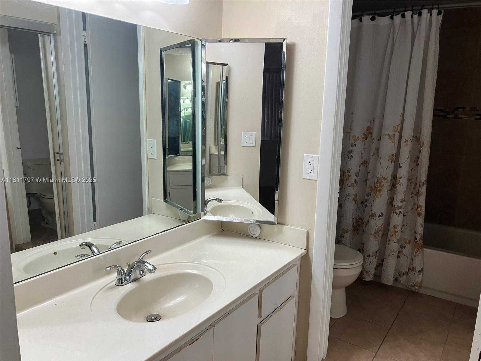 Small Image of 9059 SOUTH WEST 133RD CT #E, Miami Number 19