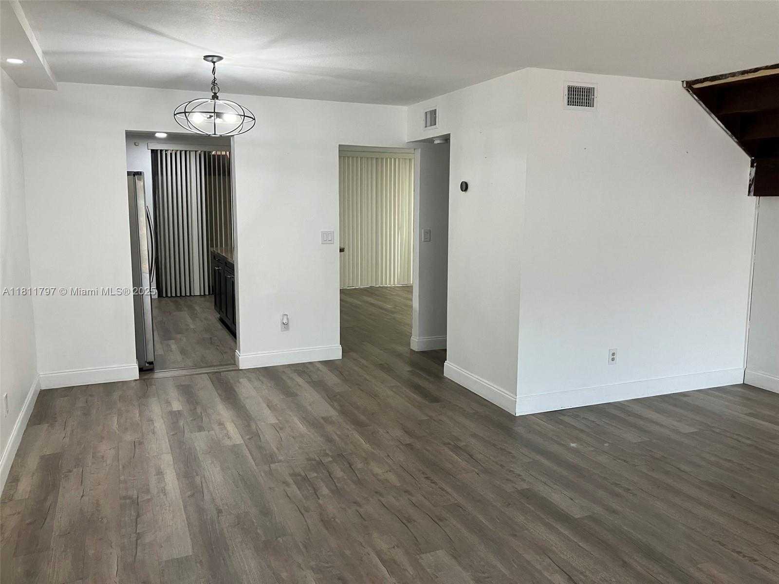 Small Image of 9059 SOUTH WEST 133RD CT #E, Miami Number 4