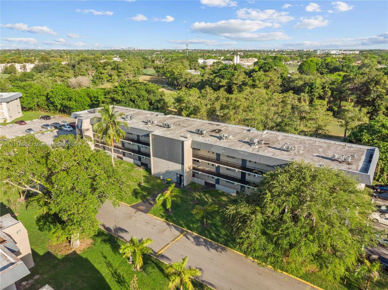 Small Image of 7900 SOUTH COLONY CIRCLE #206, Tamarac Number 22