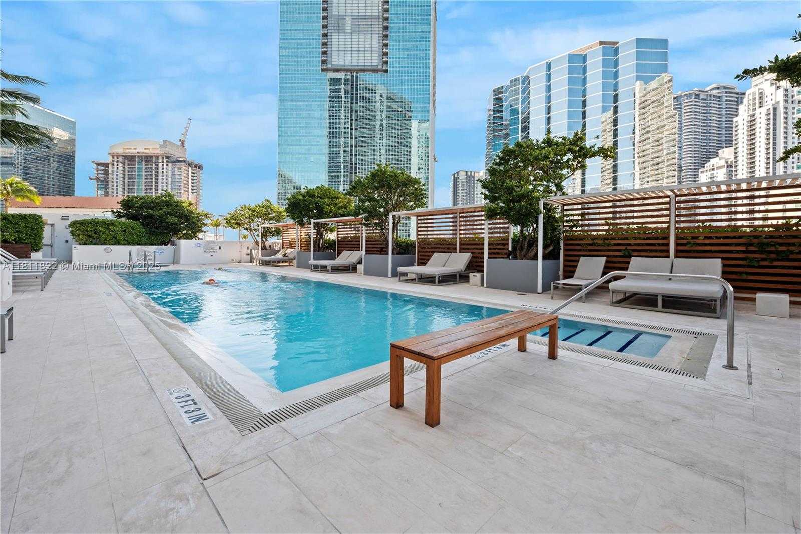 Small Image of 1300 BRICKELL BAY DR #3607, Miami Number 27