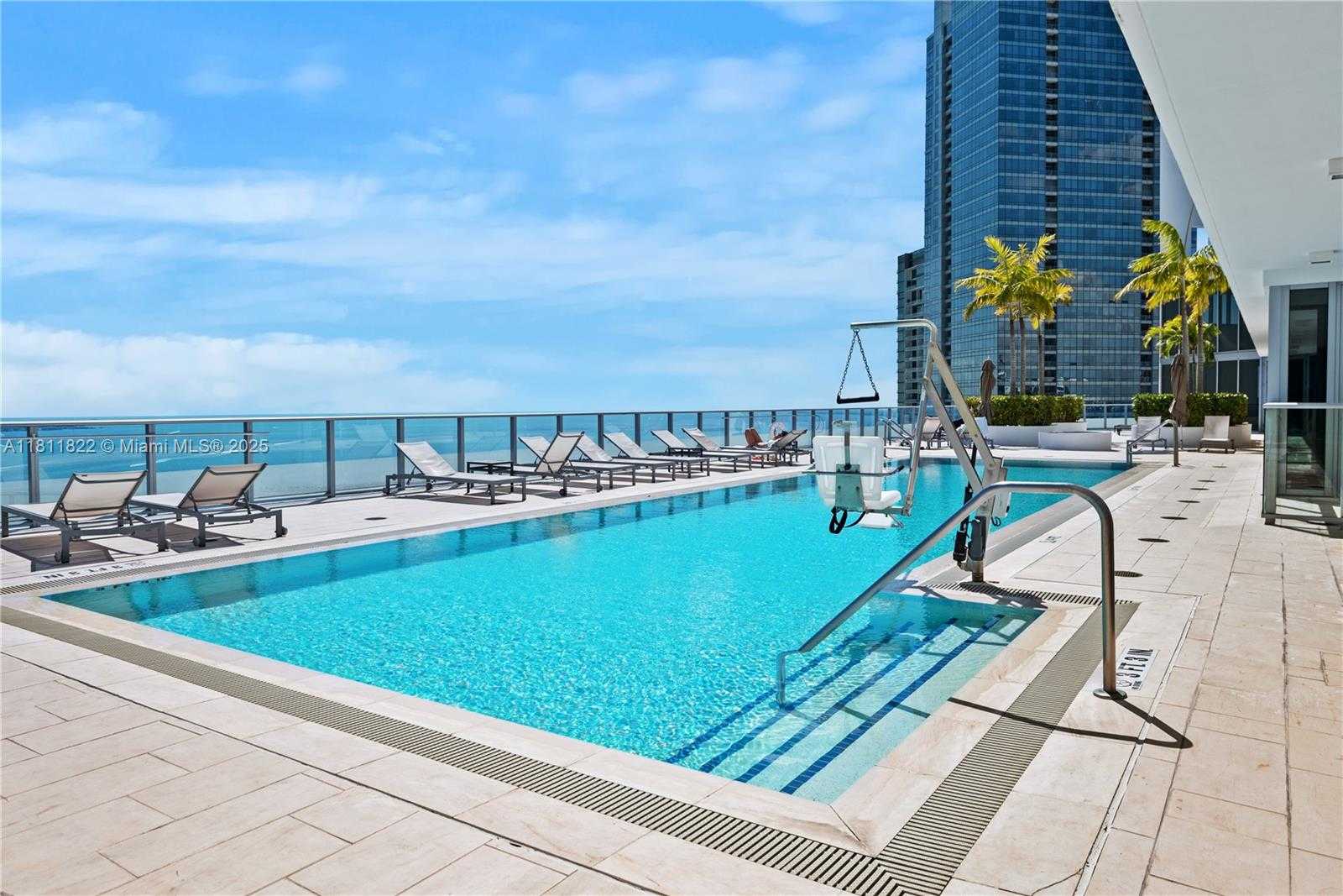 Small Image of 1300 BRICKELL BAY DR #3607, Miami Number 30