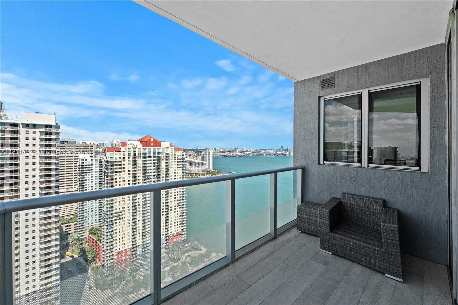 Small Image of 1300 BRICKELL BAY DR #3607, Miami Number 5