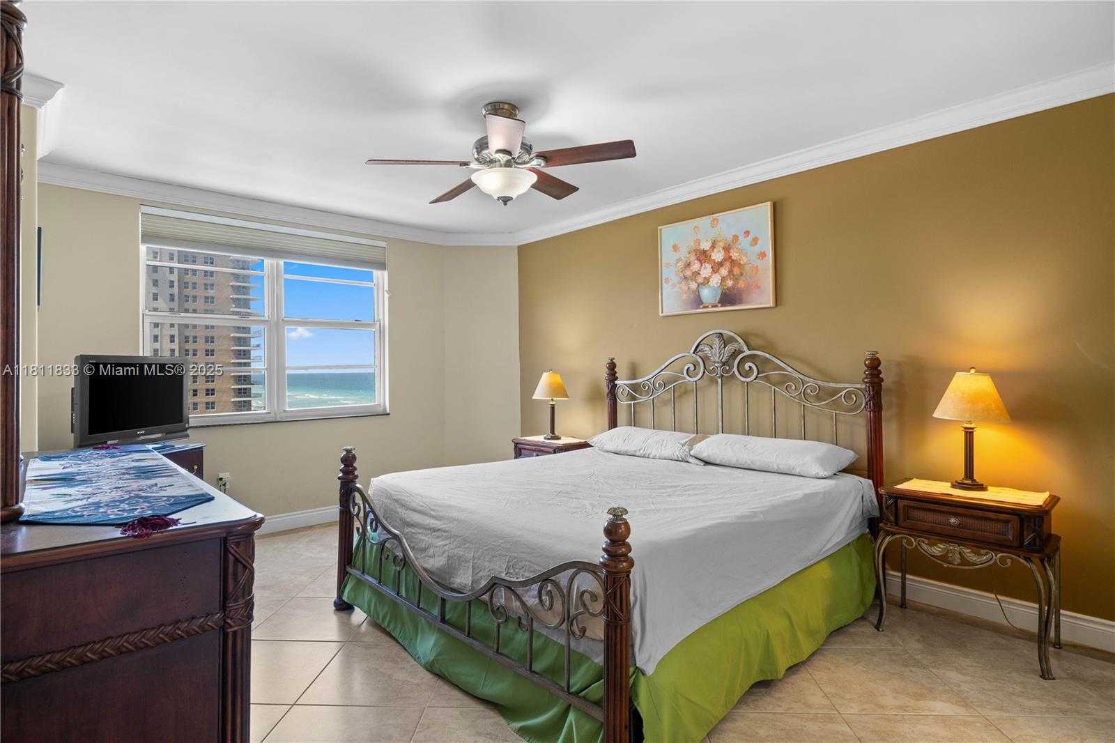 Small Image of 1950 SOUTH OCEAN DR #7F, Hallandale Beach Number 12