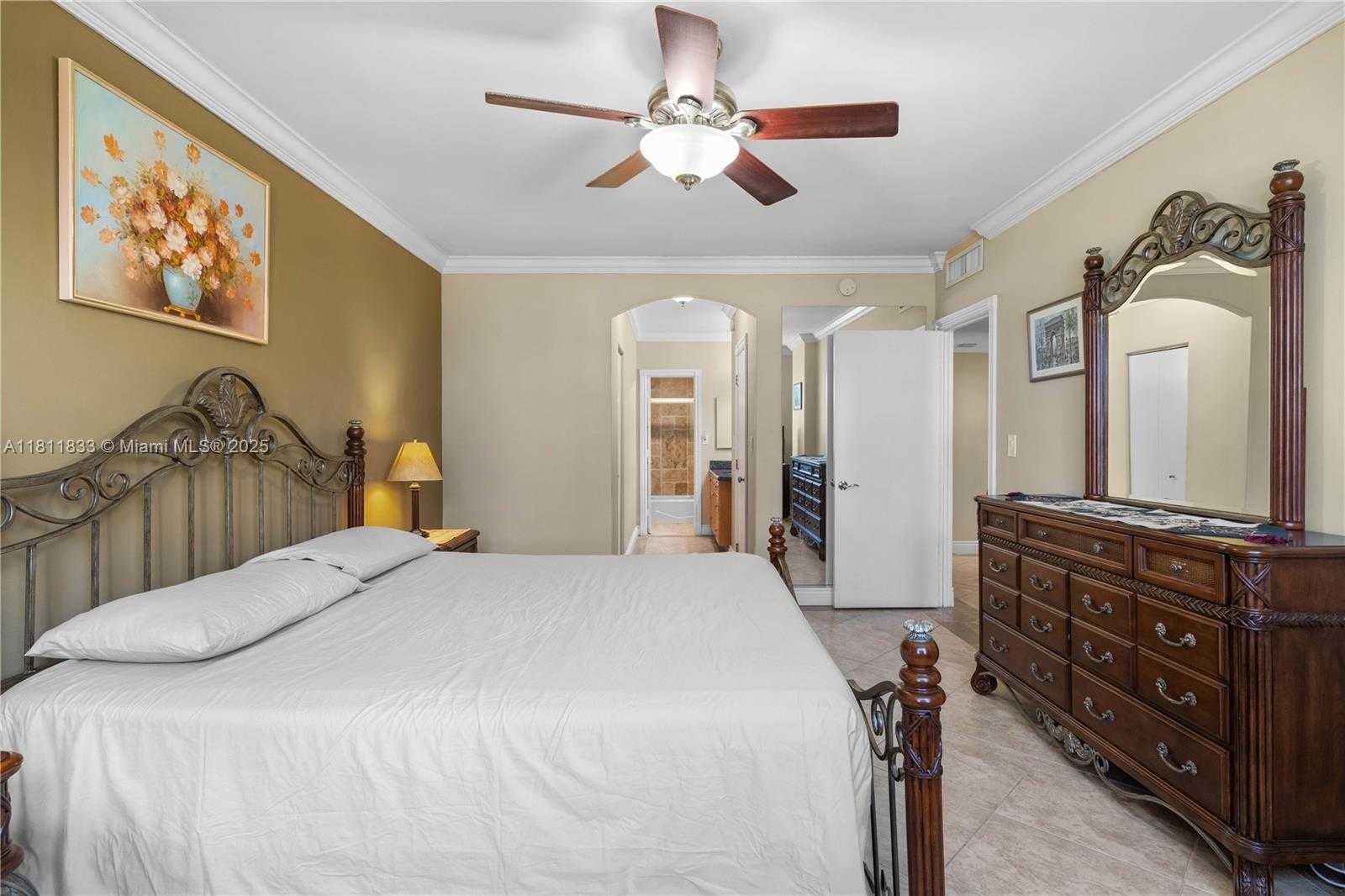Small Image of 1950 SOUTH OCEAN DR #7F, Hallandale Beach Number 13