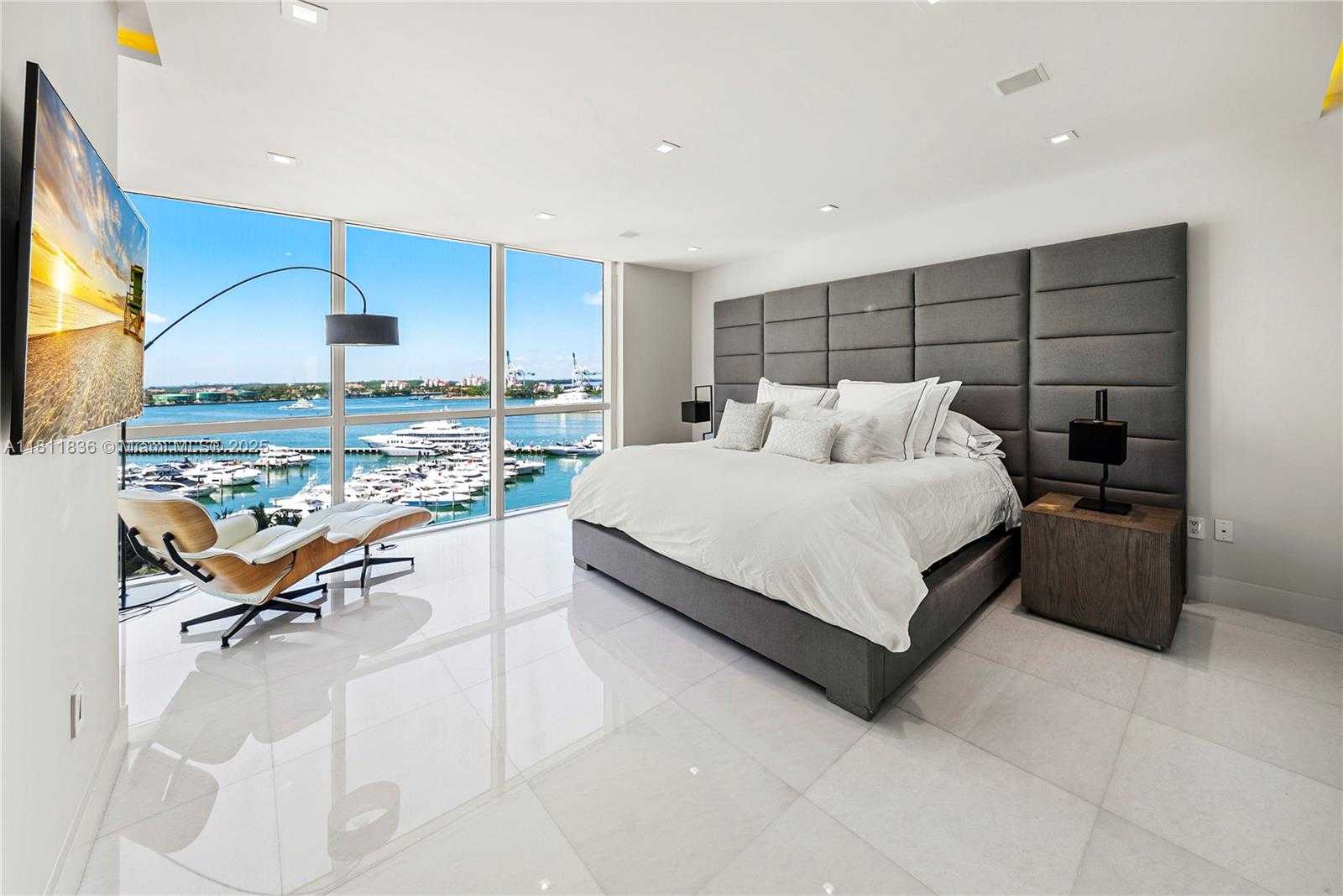 Small Image of 450 ALTON RD #1007, Miami Beach Number 24