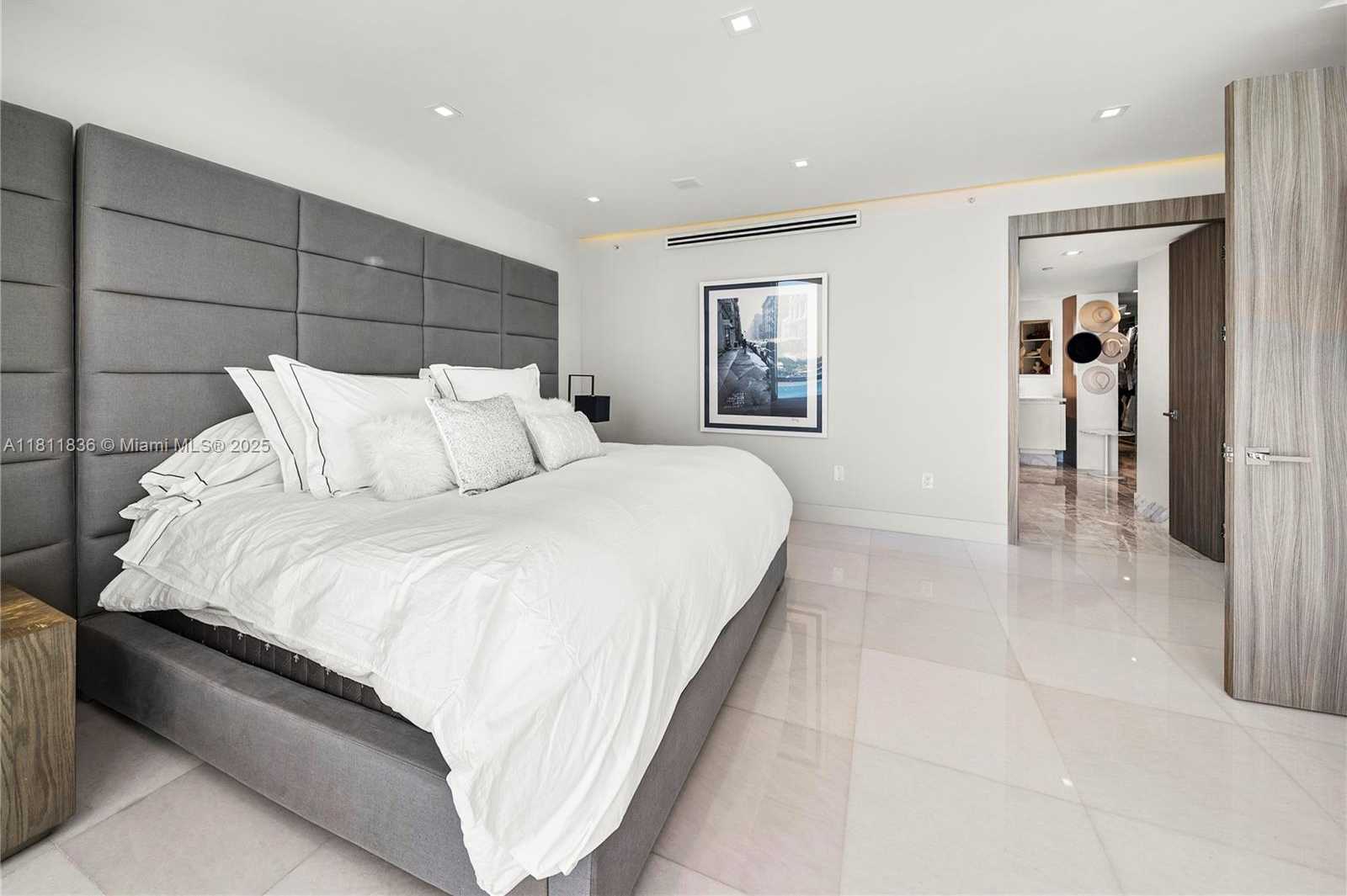 Small Image of 450 ALTON RD #1007, Miami Beach Number 27