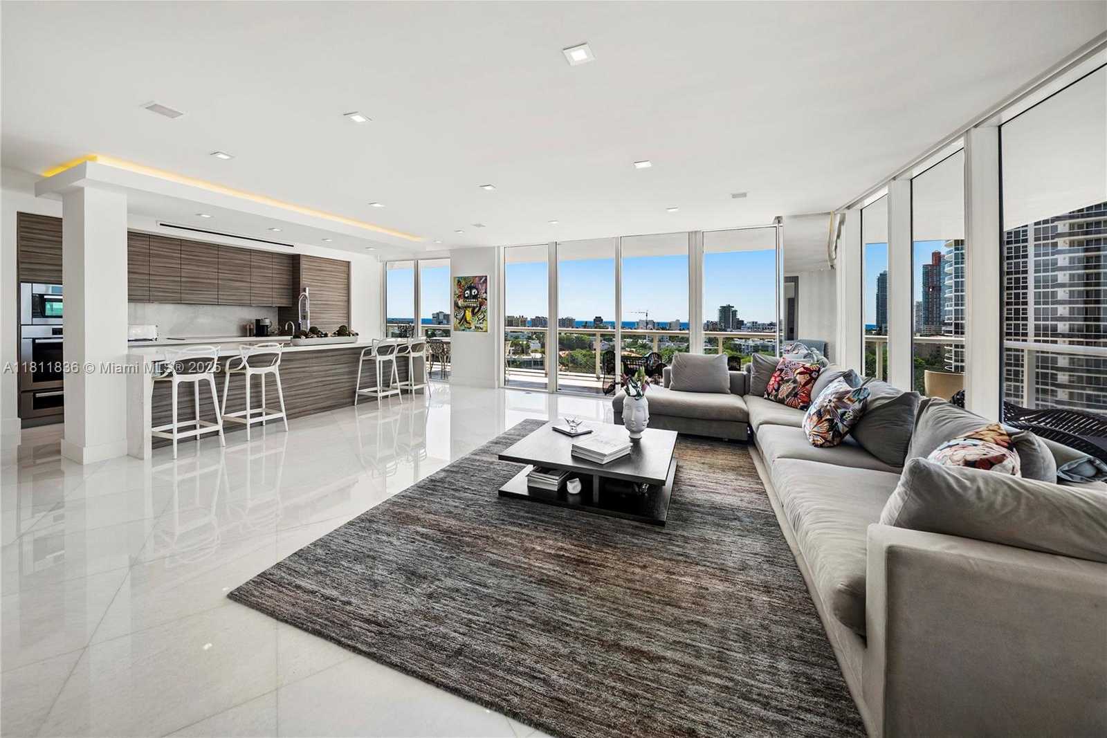 Small Image of 450 ALTON RD #1007, Miami Beach Number 4