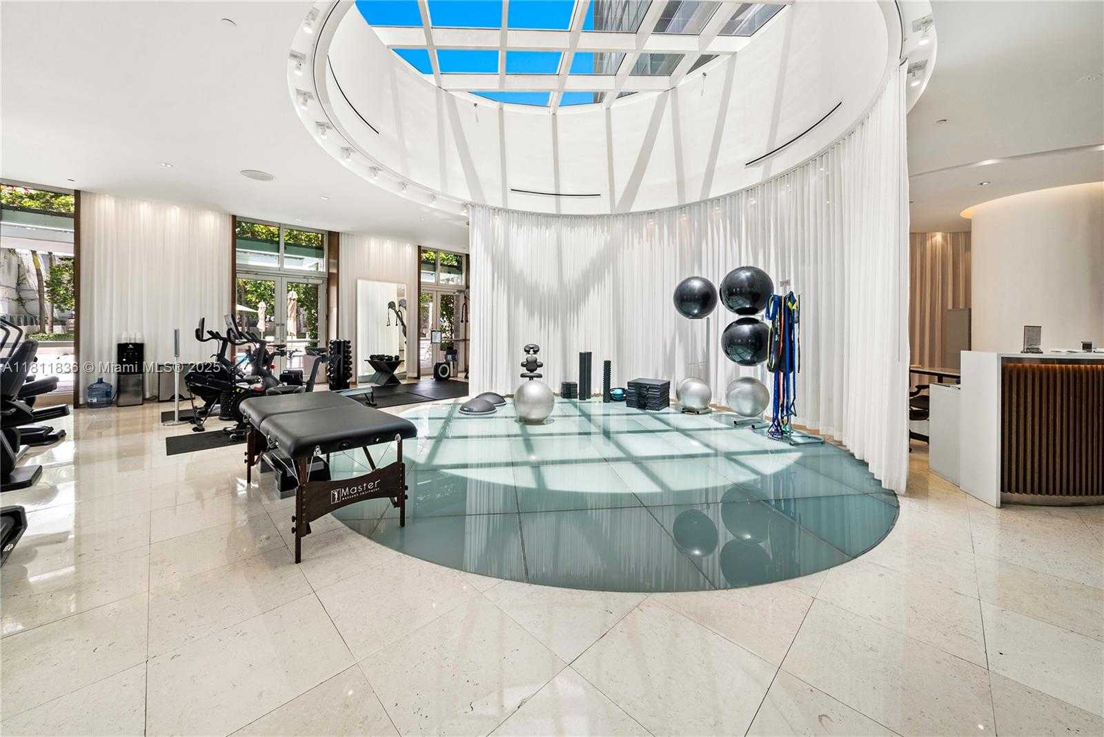 Small Image of 450 ALTON RD #1007, Miami Beach Number 60