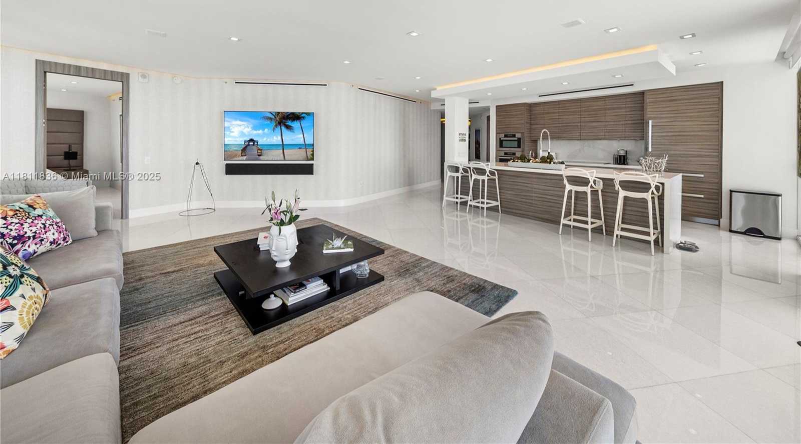 Small Image of 450 ALTON RD #1007, Miami Beach Number 7