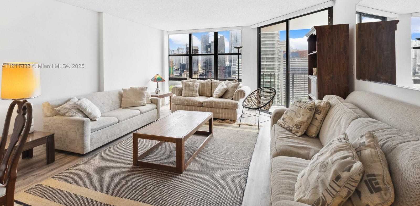 Small Image of 1901 BRICKELL AVE #B2413, Miami Number 4