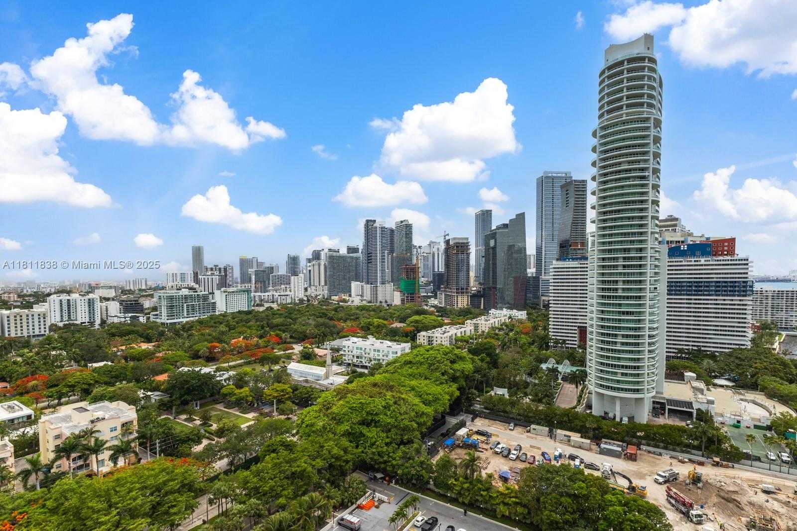 Small Image of 1901 BRICKELL AVE #B2413, Miami Number 9
